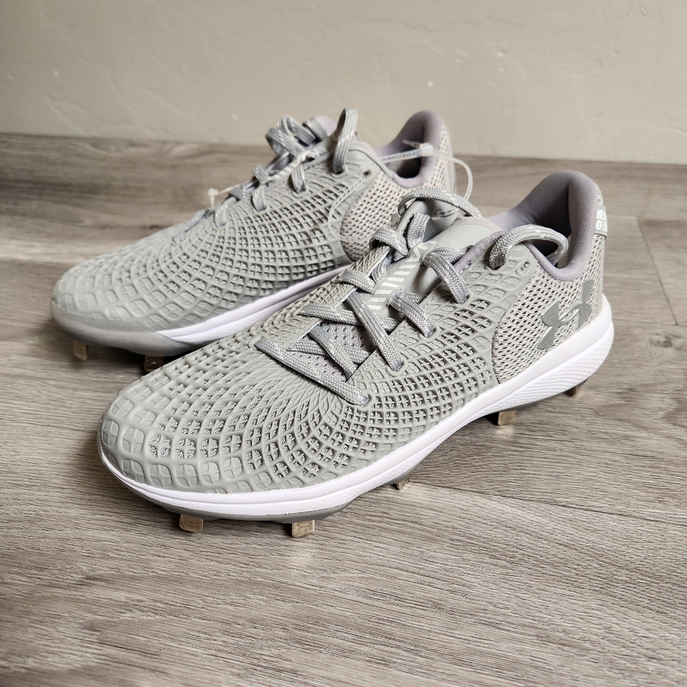 Under‎ Armour Gray Cleats Size 8 Glyde 2MT Plush Pocket 39.8 Grams Traction
